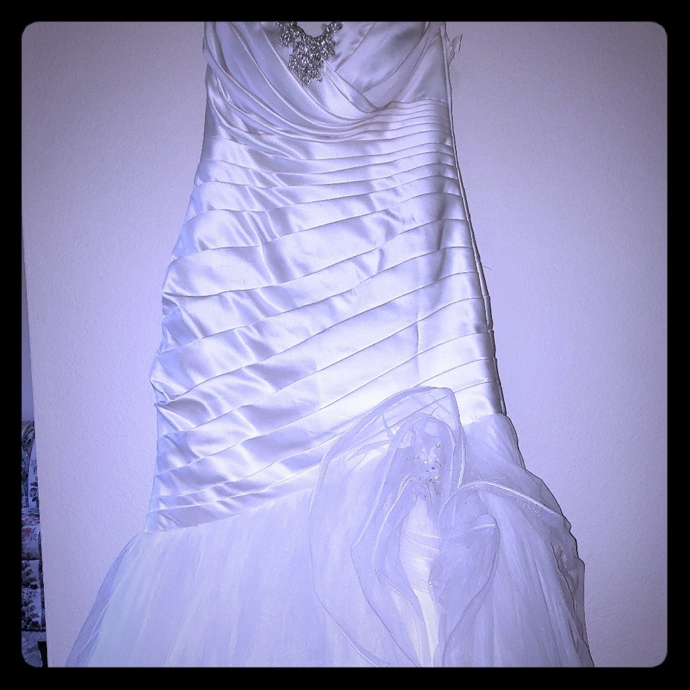Strapless jasmine wedding dress